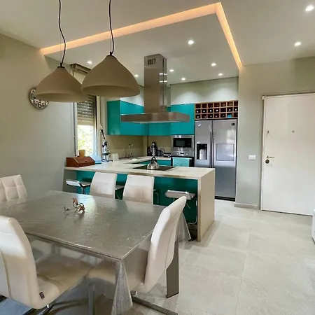 Villa Vile, Perla *